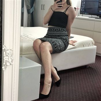 Döşemealtı Escorts - Mor (18) Rus kızi escort